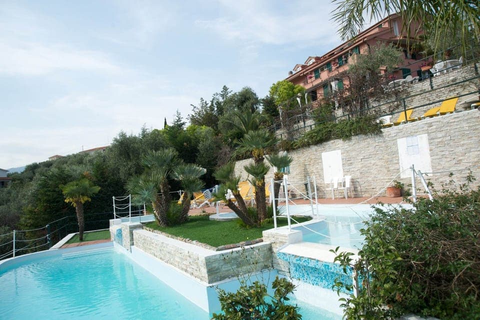 Holiday Home Swimming Pool