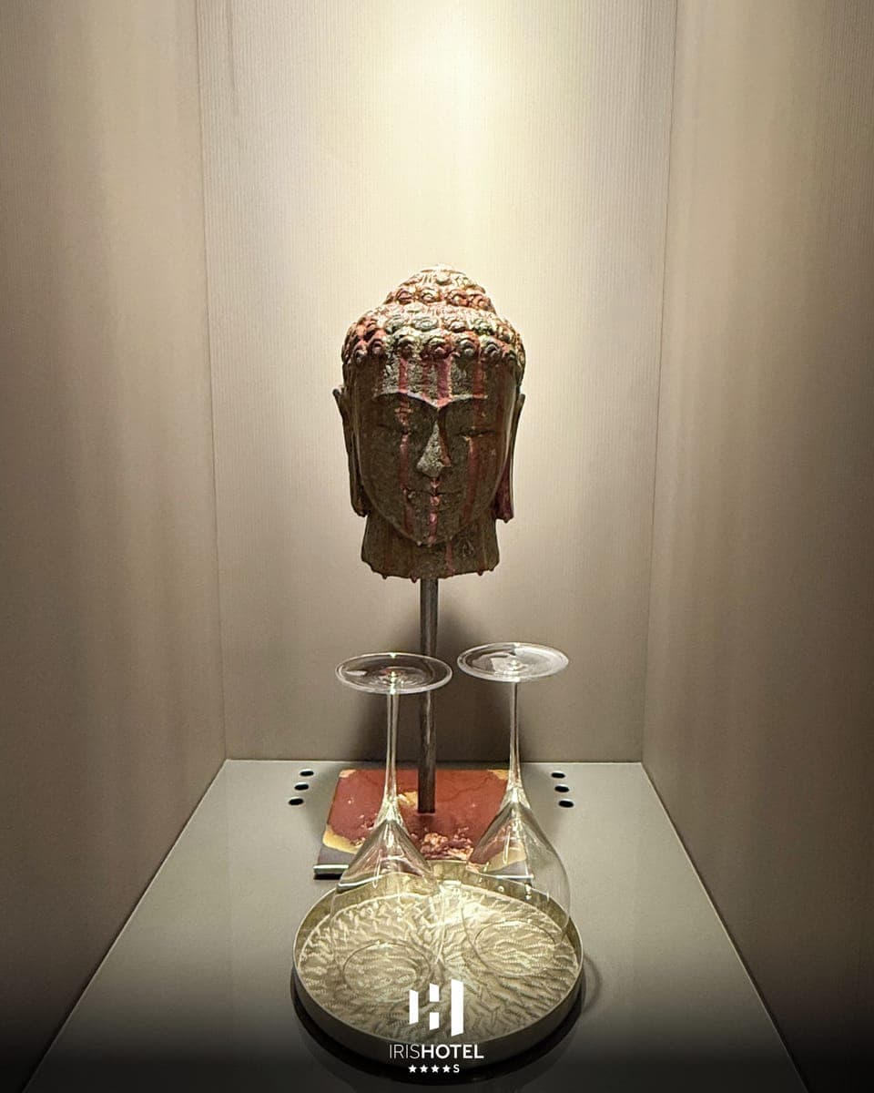 Minibar, in-room safe, desk, laptop workspace