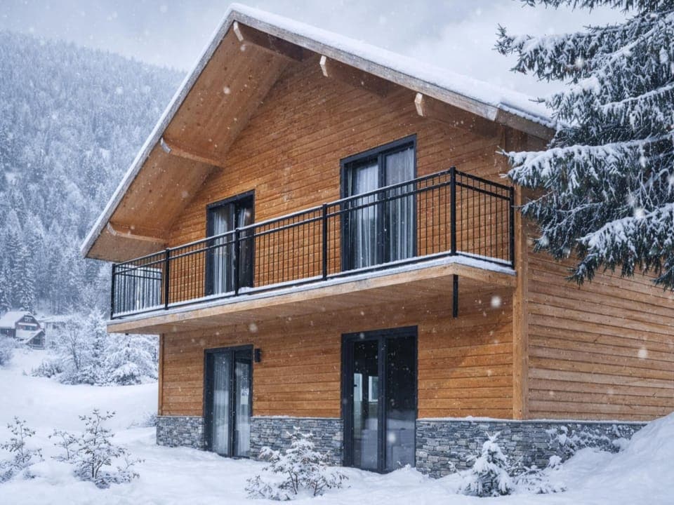 Holiday Home Exterior [winter]