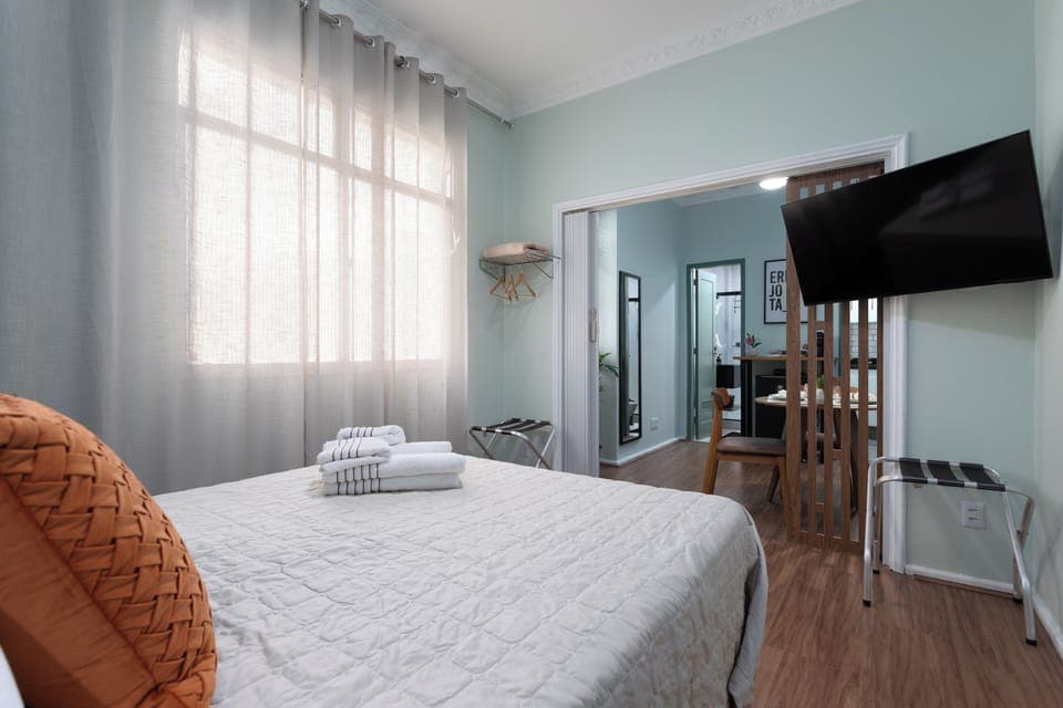 Apartment | Blackout drapes, iron/ironing board, free WiFi