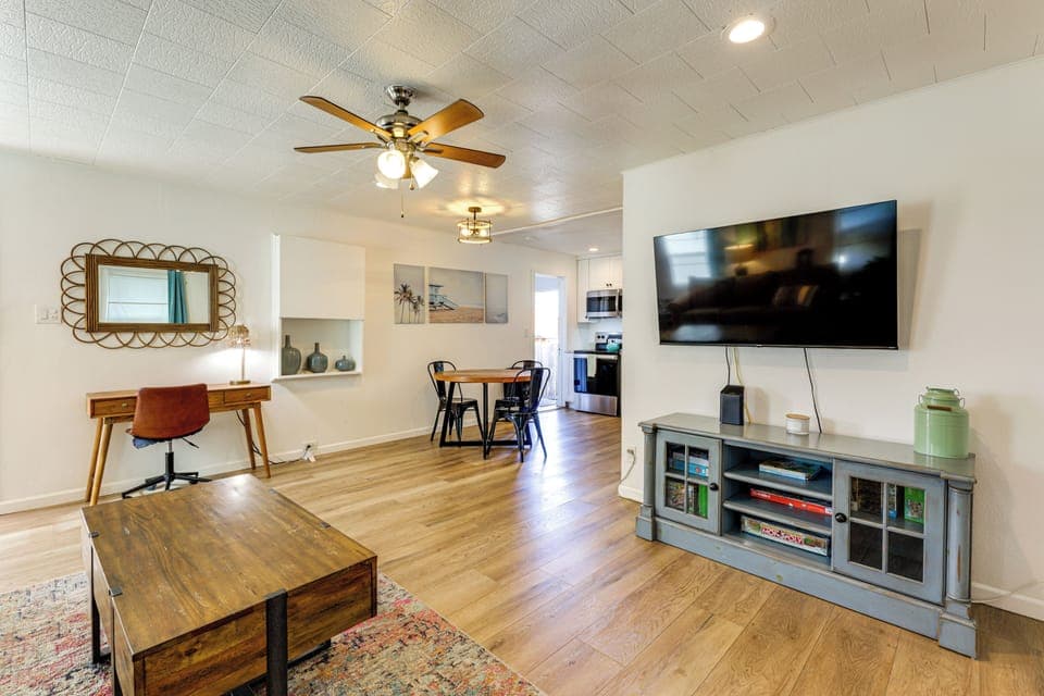 Vista Vacation Rental | 1BR | 1BA | 600 Sq Ft | Step-Free Access