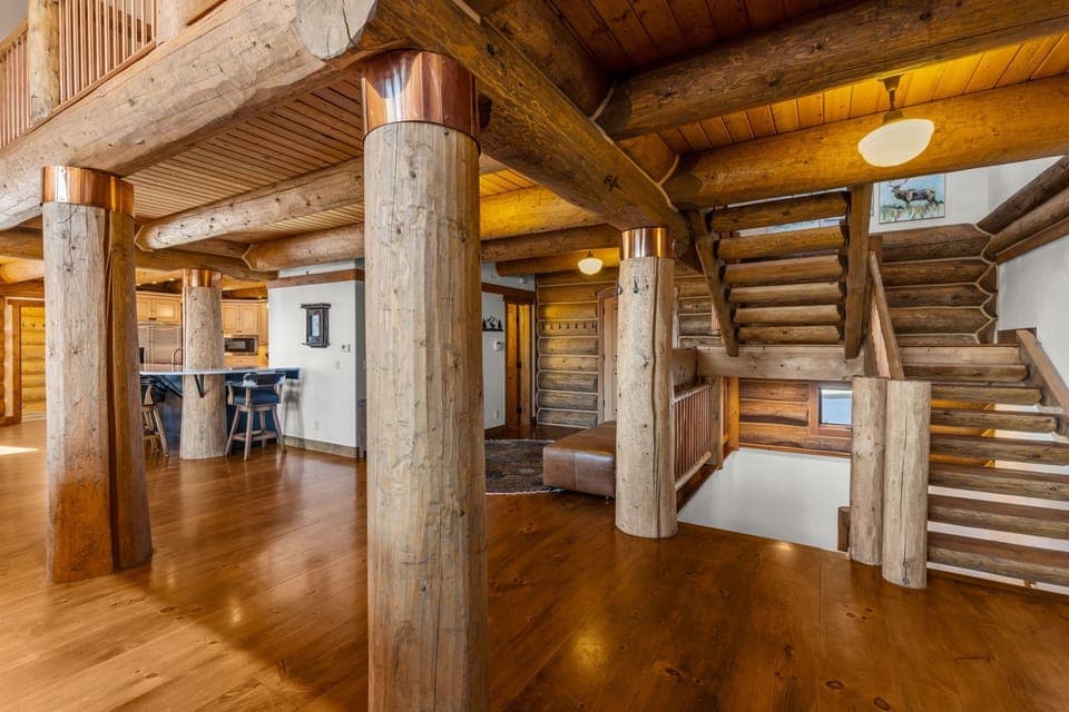 Front entry foyer.