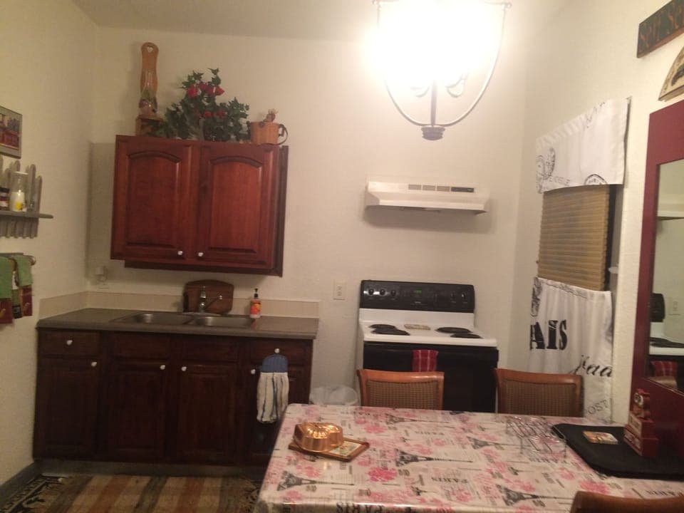 Private kitchen