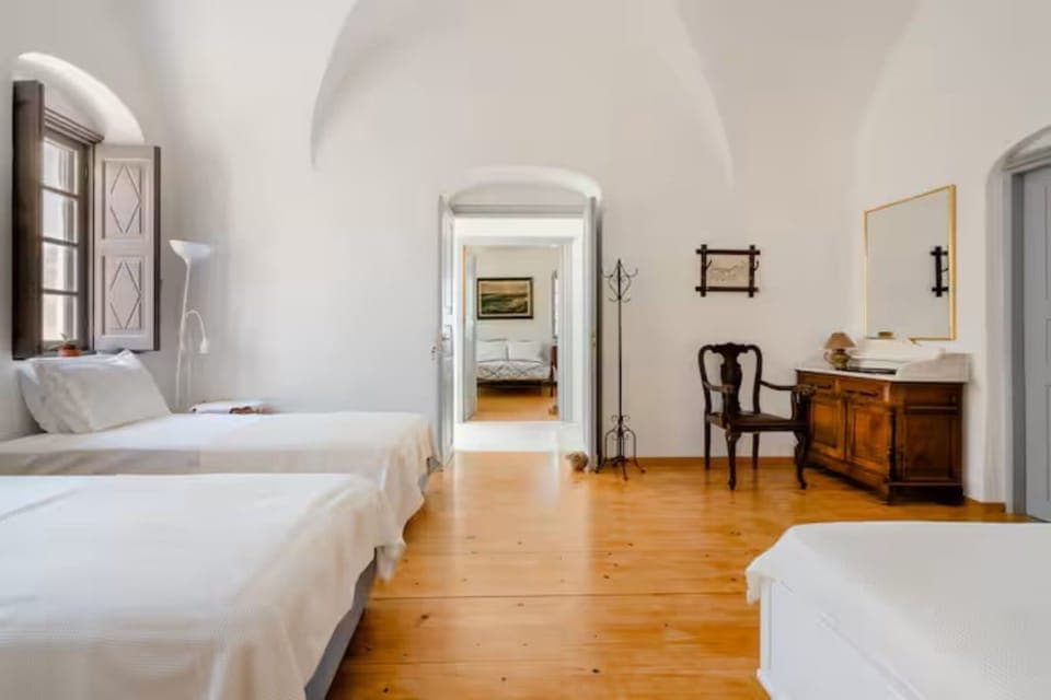 Elite Villa, Sea View | Free WiFi