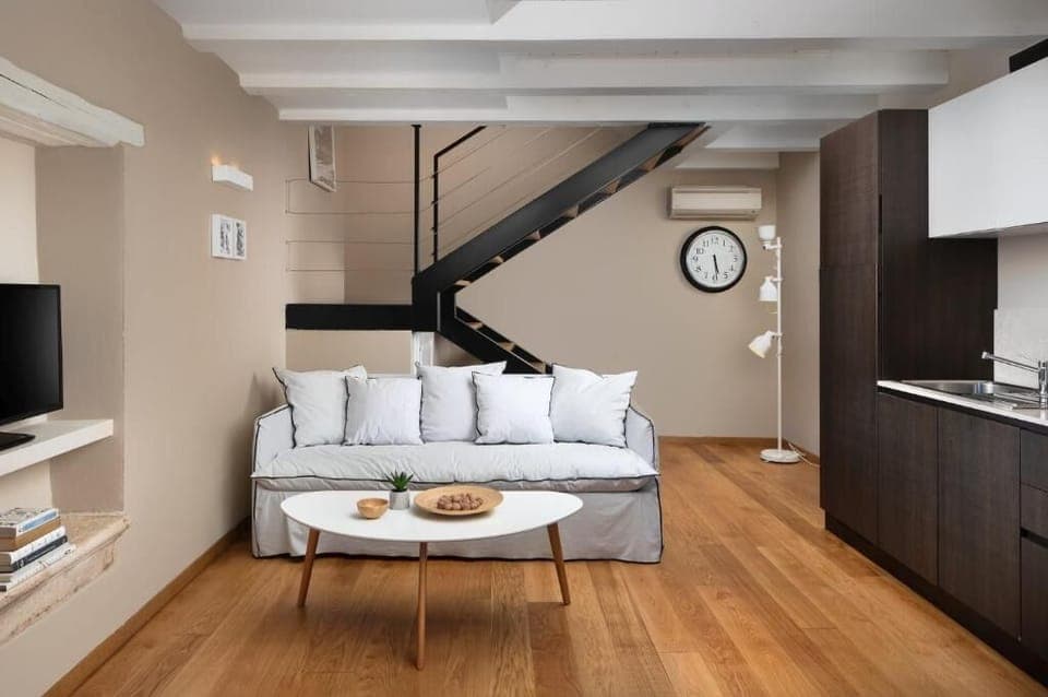 Apartment, Patio, Sea View | Living area