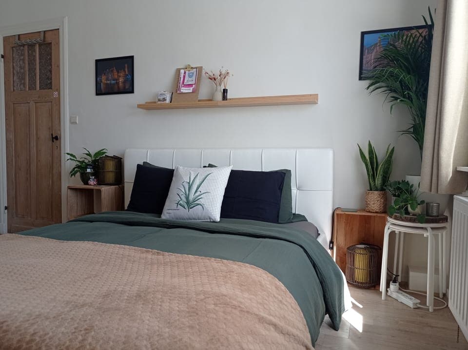 Double Room, Garden View | Minibar, blackout drapes, free WiFi, bed sheets