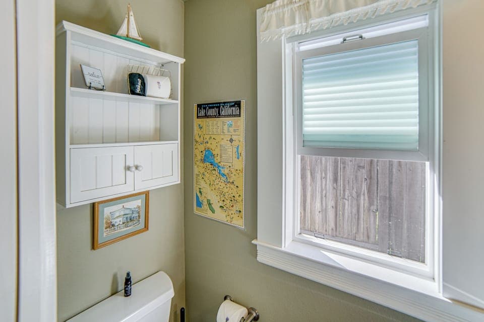 House (6 Bedrooms) | Interior