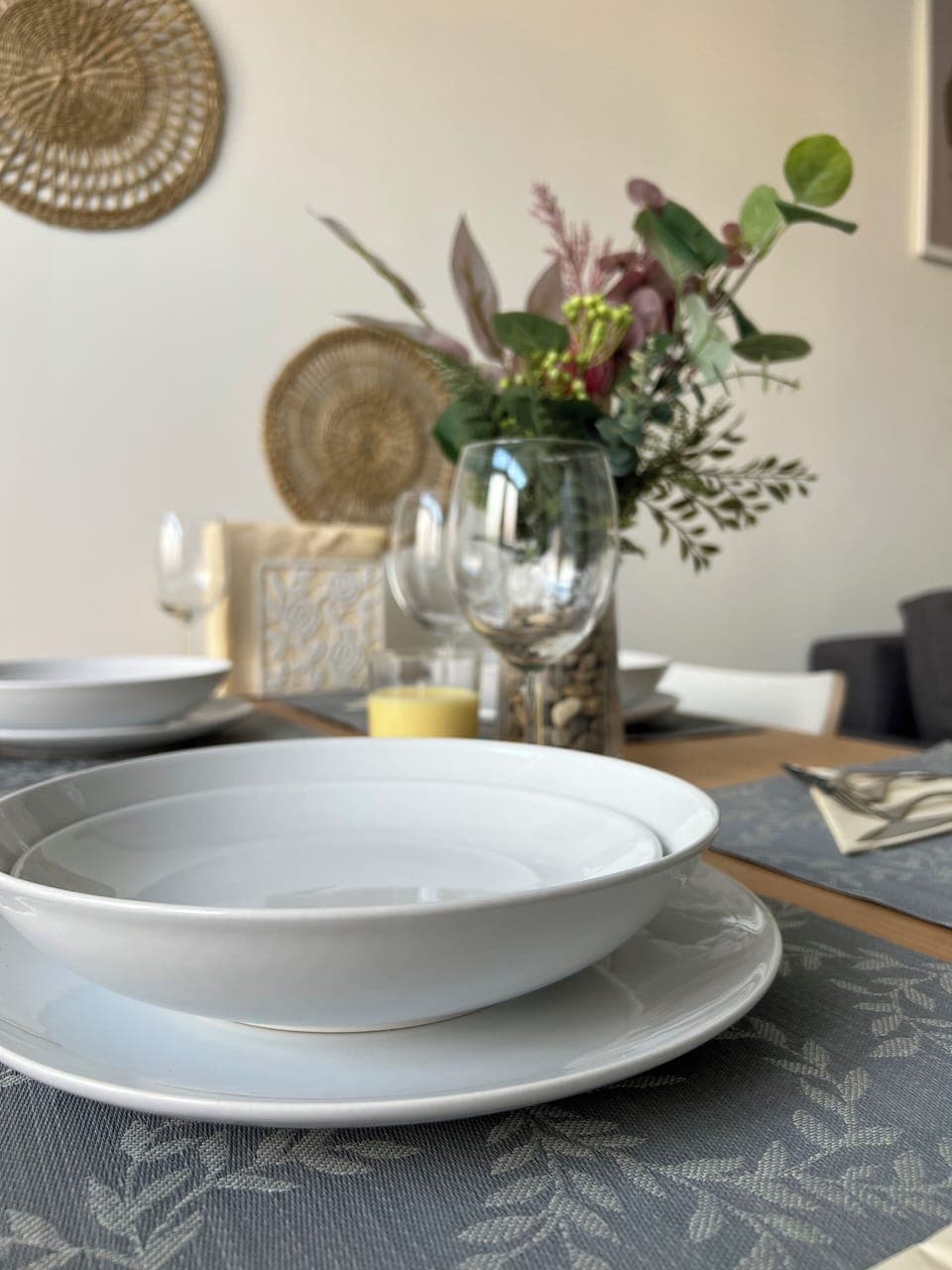 Standard Apartment, City View | Dining