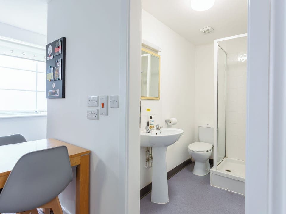 Bathroom | 5M Verity - Illfracombe Retreats, Illfracombe