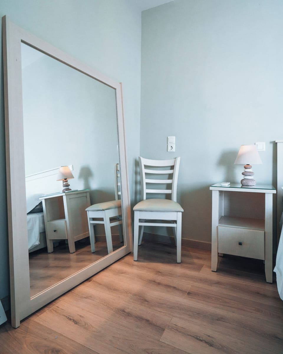 Superior Double Room with Street View | In-room safe, iron/ironing board, free WiFi, bed sheets