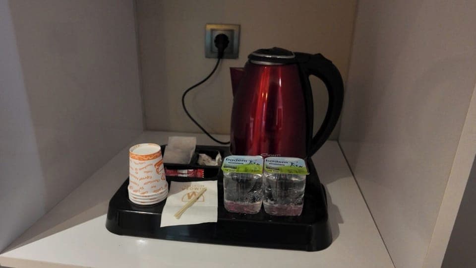 Double Room, Balcony, City View | Coffee and/or coffee maker