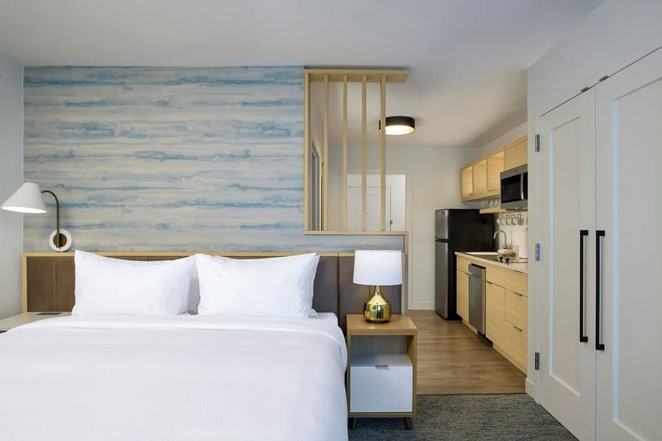 Standard Studio, 1 King Bed, Mountain View | Desk, laptop workspace, blackout drapes, iron/ironing board