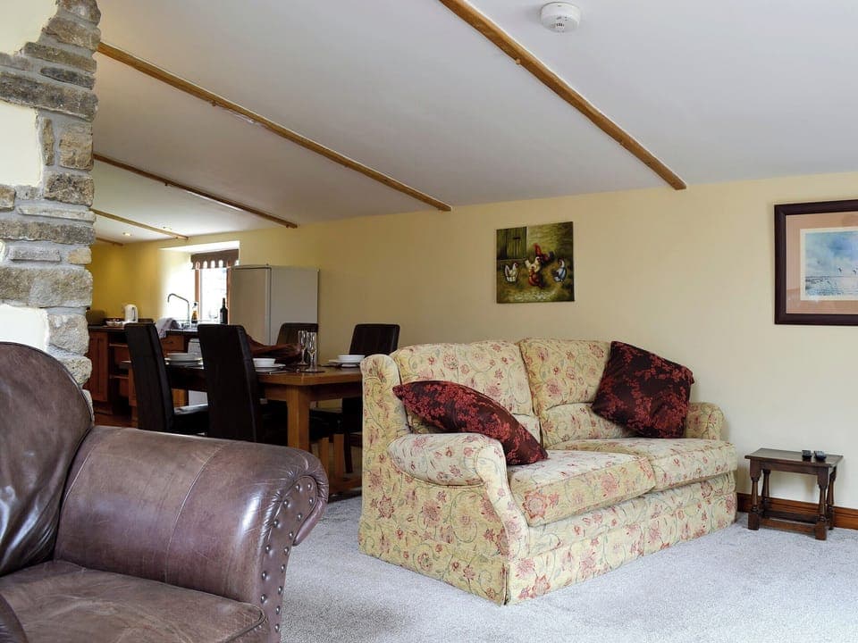 Cosy lounge area | Shepherd&rsquo;s Cottage - Bings Farm, Whaley Bridge near Buxton