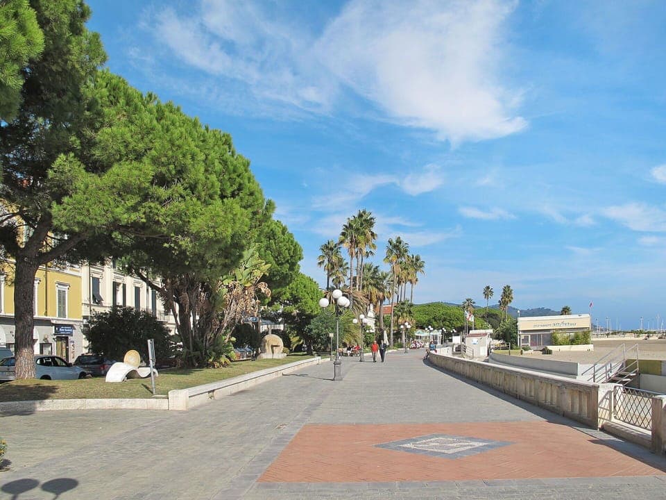 Mountainous Landforms, Mountain, Mountain Range, Hill, Highland, Hill Station, Valley, Ridge, Alps, Porch