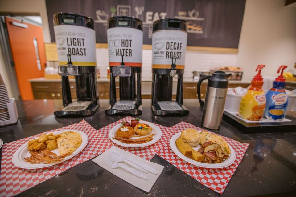 Free daily buffet breakfast