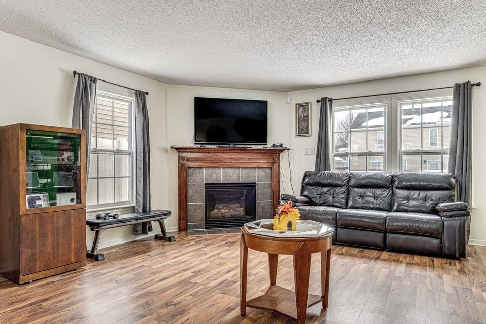 House (4 Bedrooms) | Interior