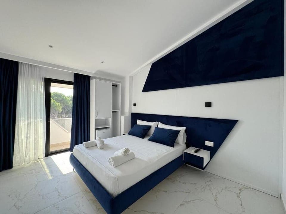 Standard Double Room, Balcony, Garden View | Free WiFi