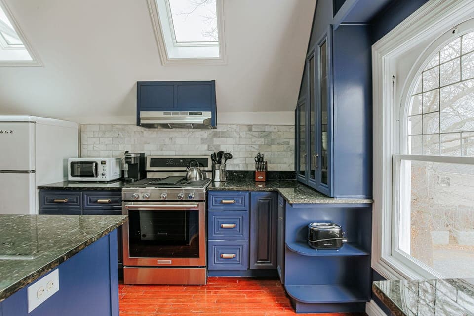 House, Private Bathroom (Entire Property) | Private kitchen