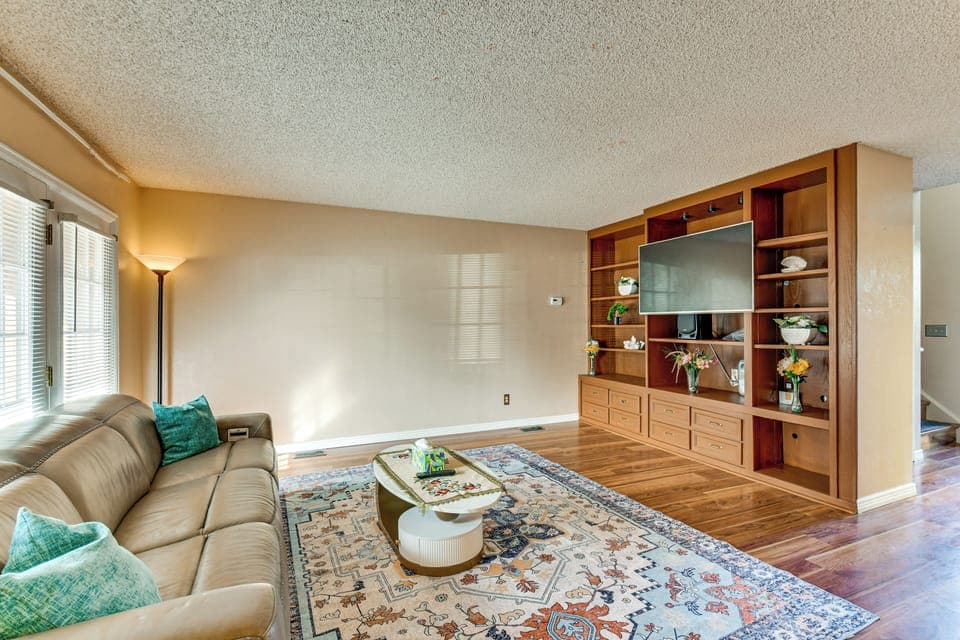 Aurora Vacation Rental | 2BR | 3.5BA | 2,091 Sq Ft