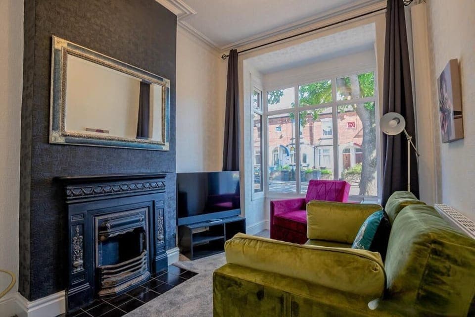 Somerset Road House, Birmingham - Host & Stay