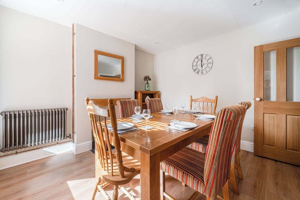 Sherrington Road Abode, Ipswich - Host & Stay