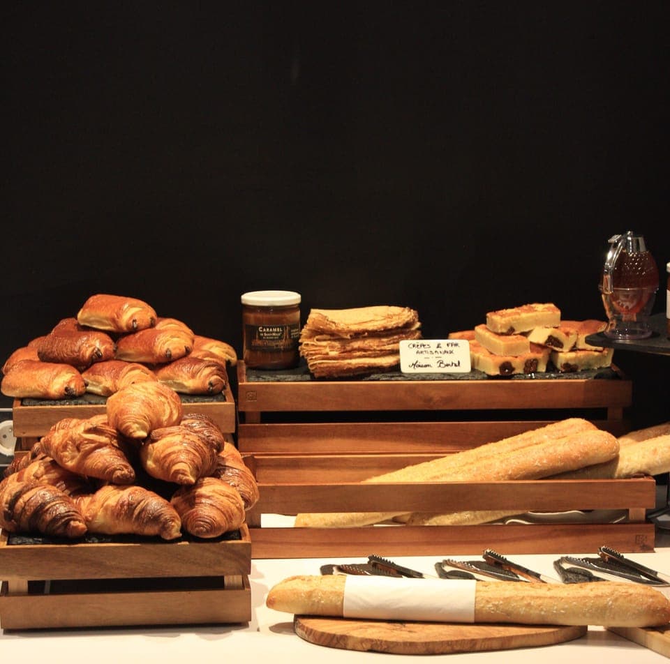 Daily buffet breakfast (EUR 15 per person)