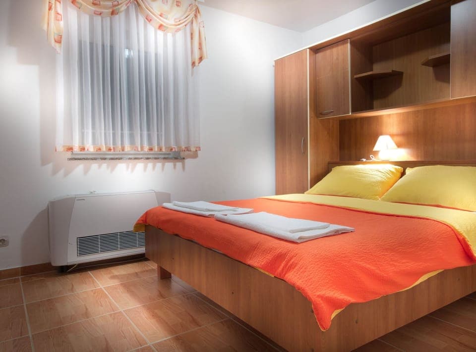 Apartment (Comfort Two Bedroom Apartment with Se) | 11 bedrooms, free WiFi