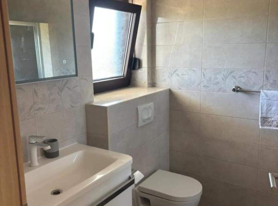 Villa (Four bedroom villa with pool) | Bathroom | Shower, towels
