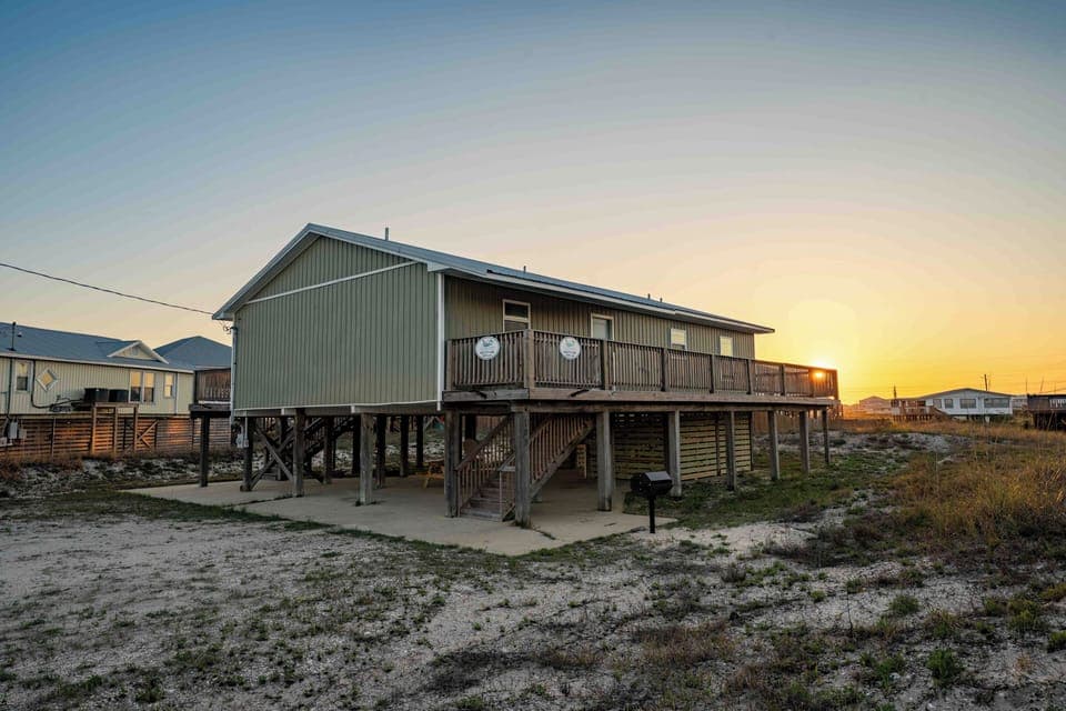 Chasing Sunset Dauphin Island Beach Rentals at Sunset