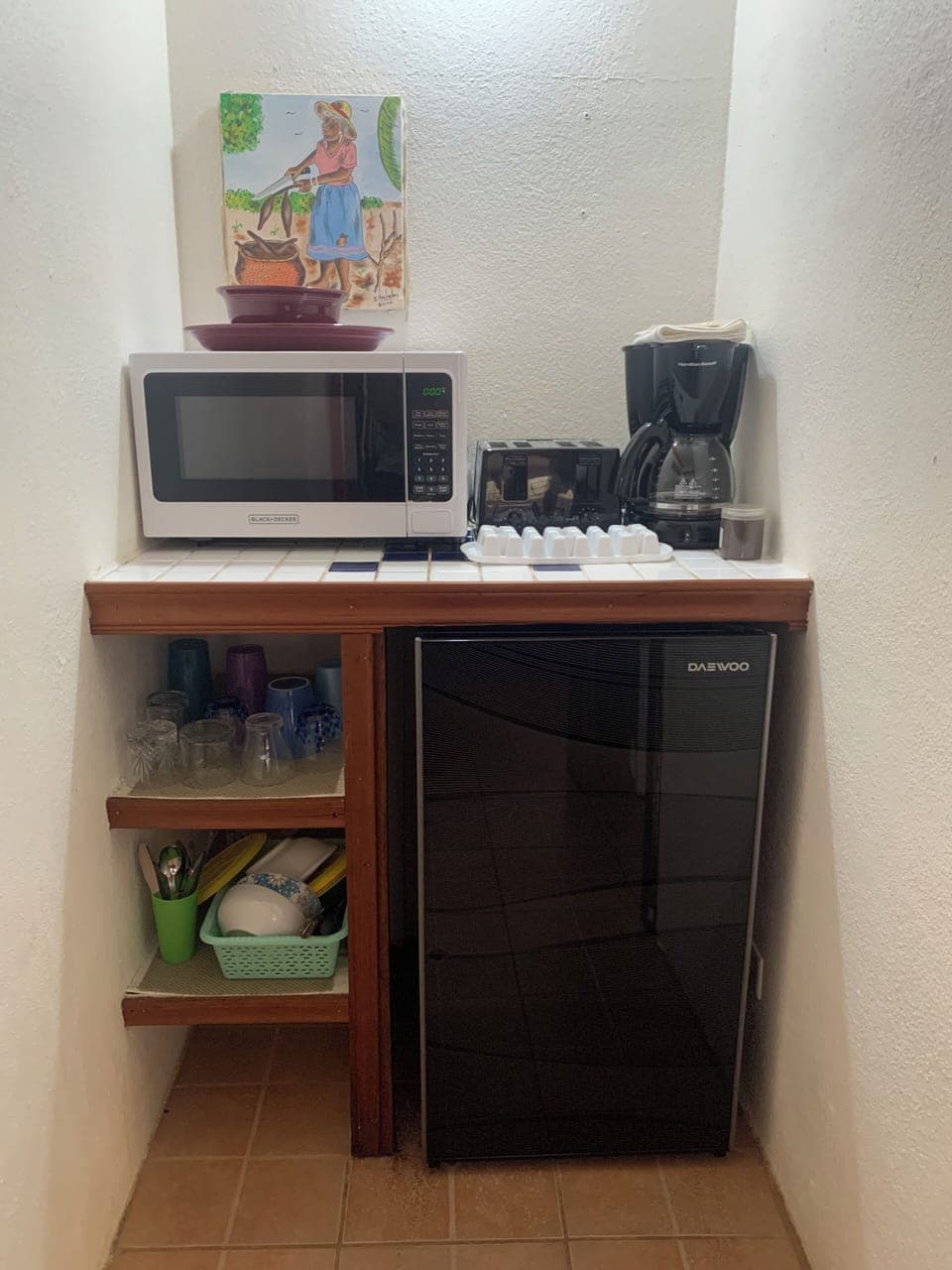 Standard Room, 2 Queen Beds, Refrigerator, Courtyard Area | Private kitchen | Fridge, coffee/tea maker, freezer