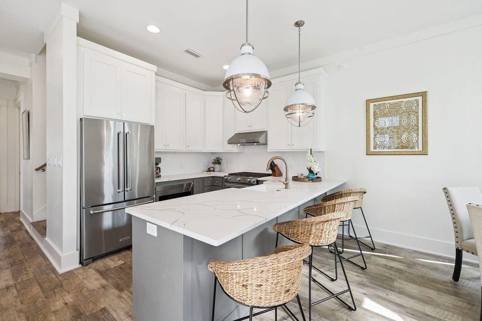 Spacious & Fully Equipped Chef's Kitchen