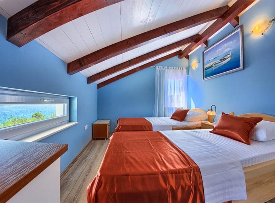Villa (FourBedroom Beachfront Villa with Poo) | 4 bedrooms, cribs/infant beds