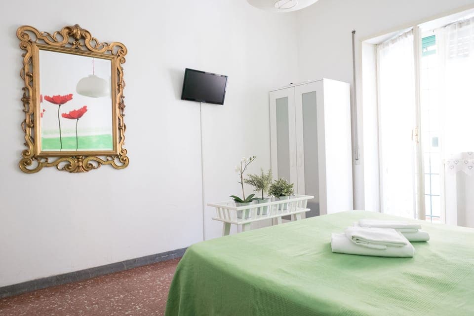 Double Room | Premium bedding, free WiFi, bed sheets