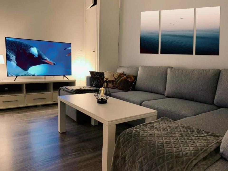 Family Apartment, 4 Bedrooms, Patio, Garden View | Living area