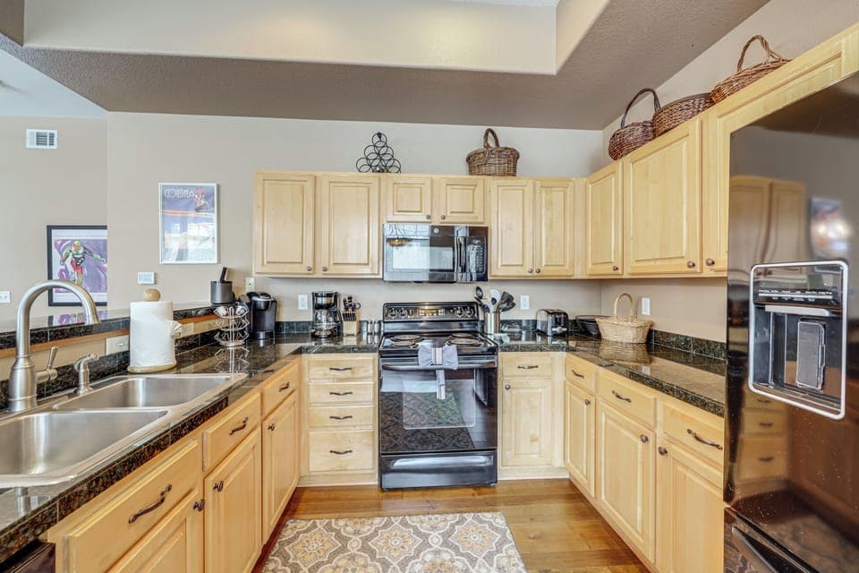Kitchen | 1st Floor