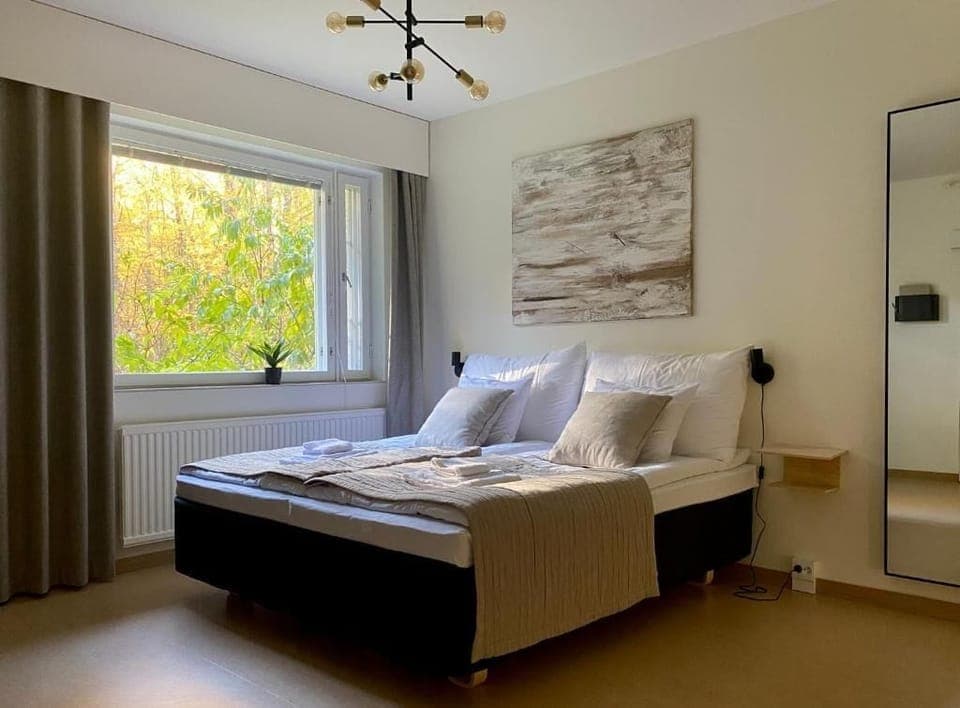 Deluxe Double Room, Garden View | Desk, laptop workspace, soundproofing, free WiFi