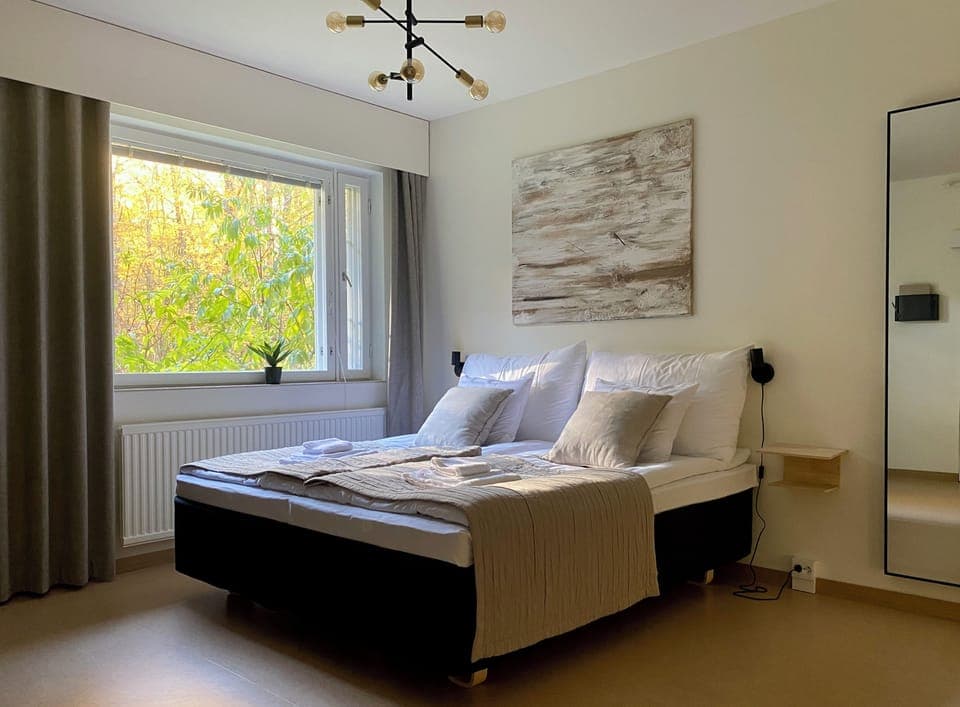 Deluxe Room | Desk, laptop workspace, soundproofing, free WiFi