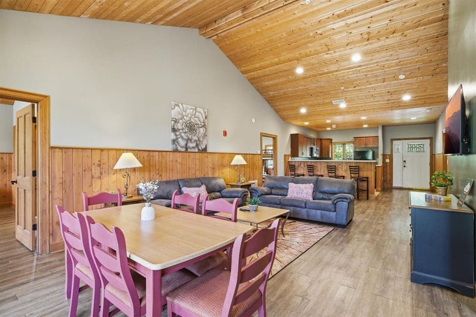 Whether you're plating up dinner or passing snacks across the counter, the four bar stools and dining table for six create an easy, natural flow—so everyone can gather, linger, and be part of the moment.