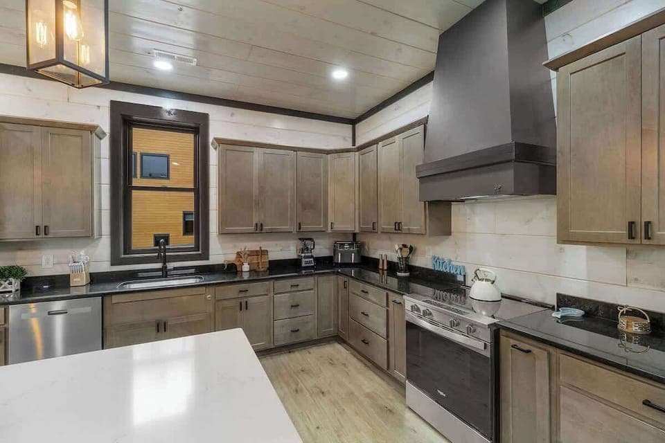A clean and easy space to cook at your own pace.