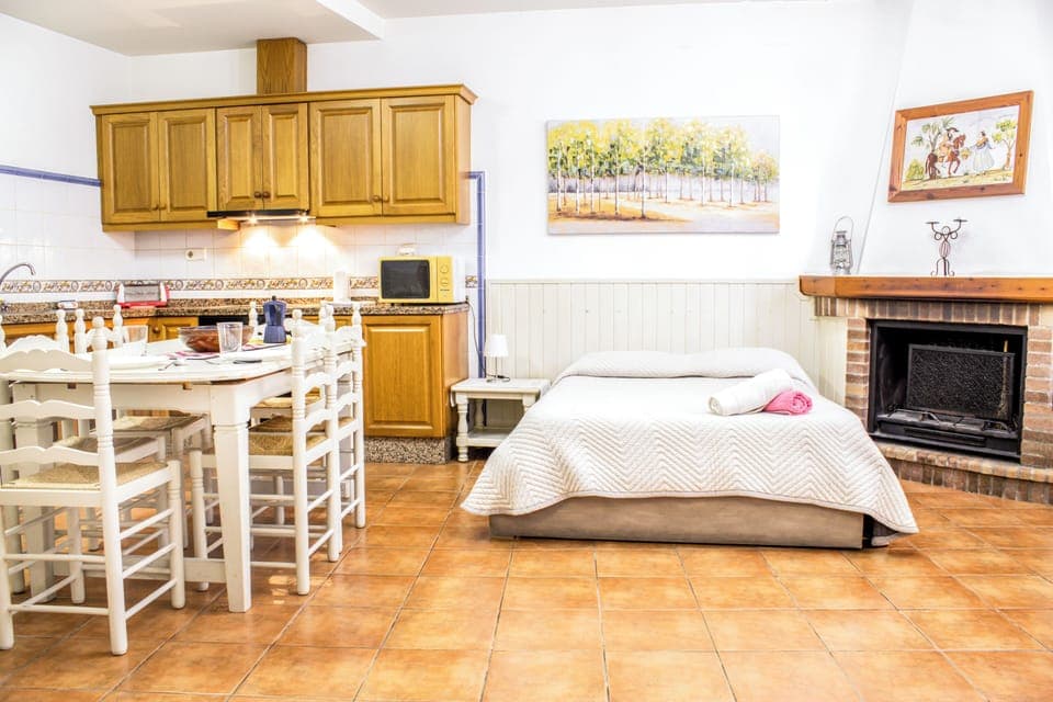 Romantic Studio, 1 Double Bed, Kitchen, Ground Floor | Premium bedding, down comforters, memory foam beds