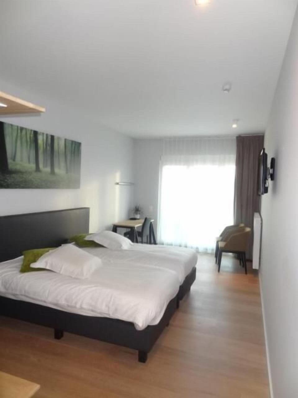 Desk, iron/ironing board, cribs/infant beds, free WiFi