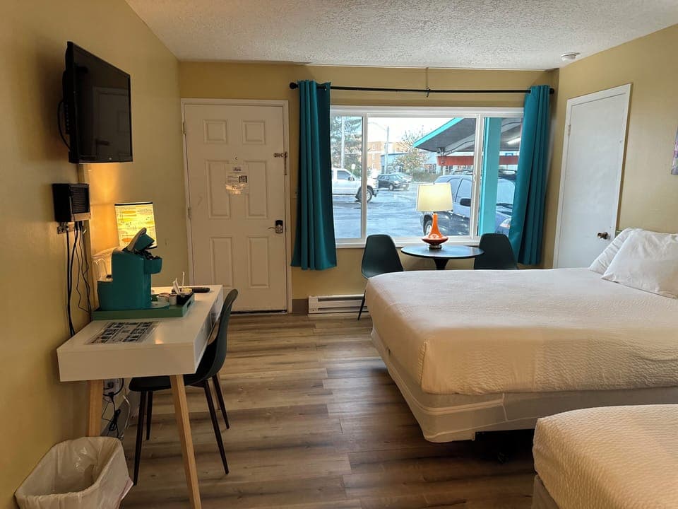 Room | Free WiFi, bed sheets