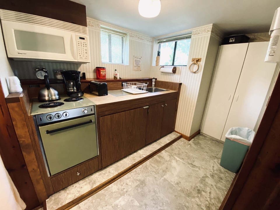Hideaway Suite | Private kitchen | Fridge