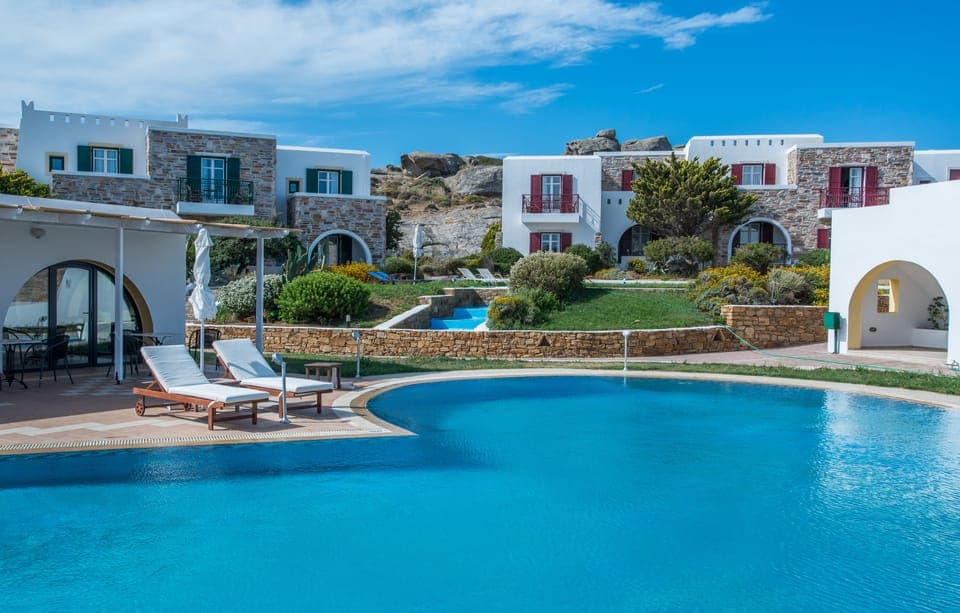 2 outdoor pools, pool umbrellas, sun loungers