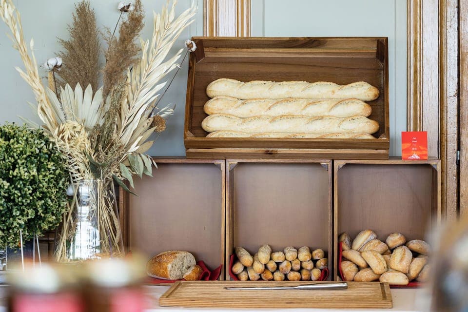 Daily buffet breakfast (EUR 9 per person)