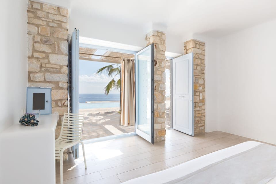 Junior Suite with Sea View | Premium bedding, minibar, in-room safe, desk