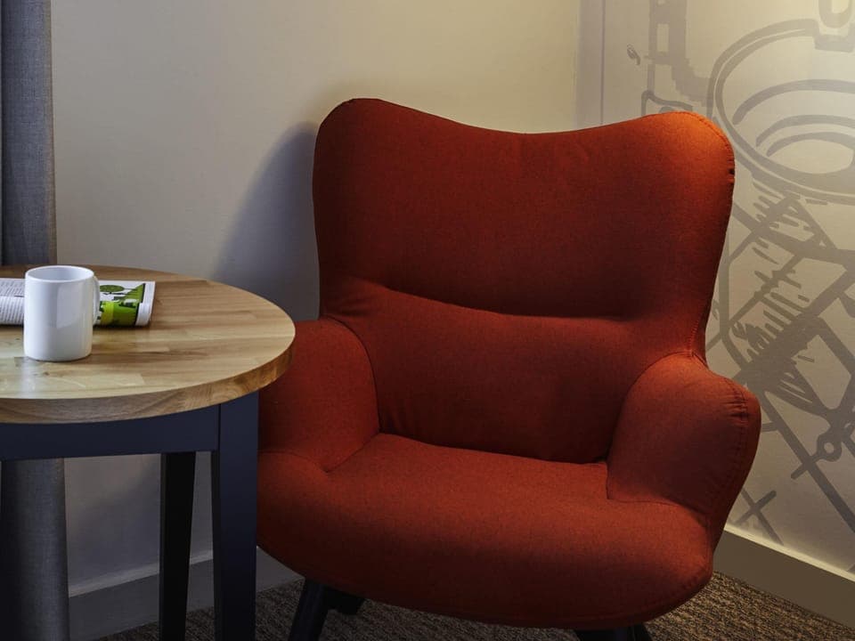 Standard Room, 1 Twin Bed | Hypo-allergenic bedding, in-room safe, desk, laptop workspace