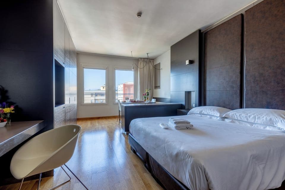 Standard Double or Twin Room | Down comforters, minibar, in-room safe, desk