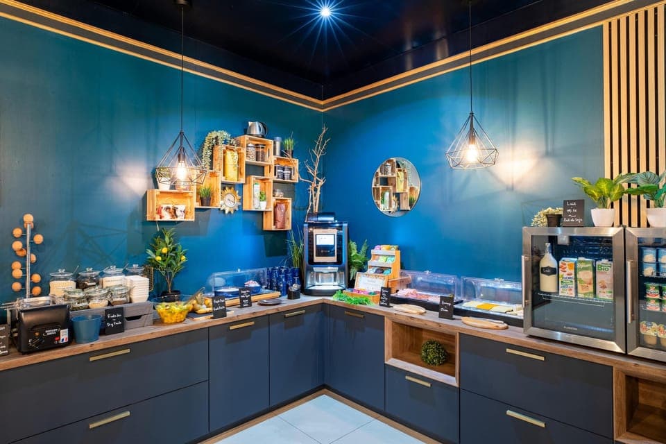 Daily buffet breakfast (EUR 12 per person)