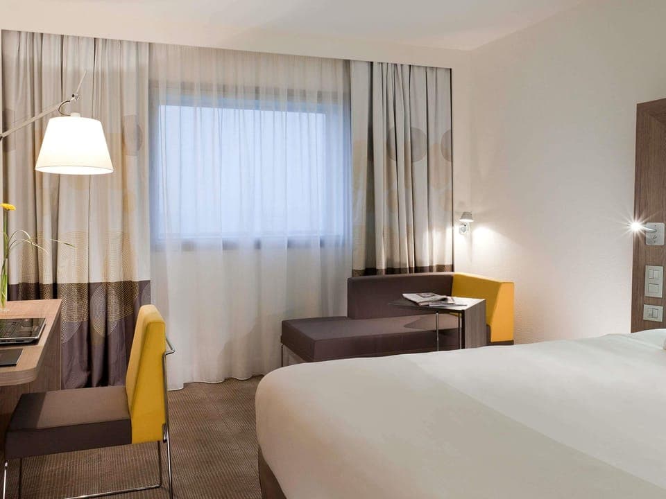 In-room safe, desk, blackout drapes, soundproofing